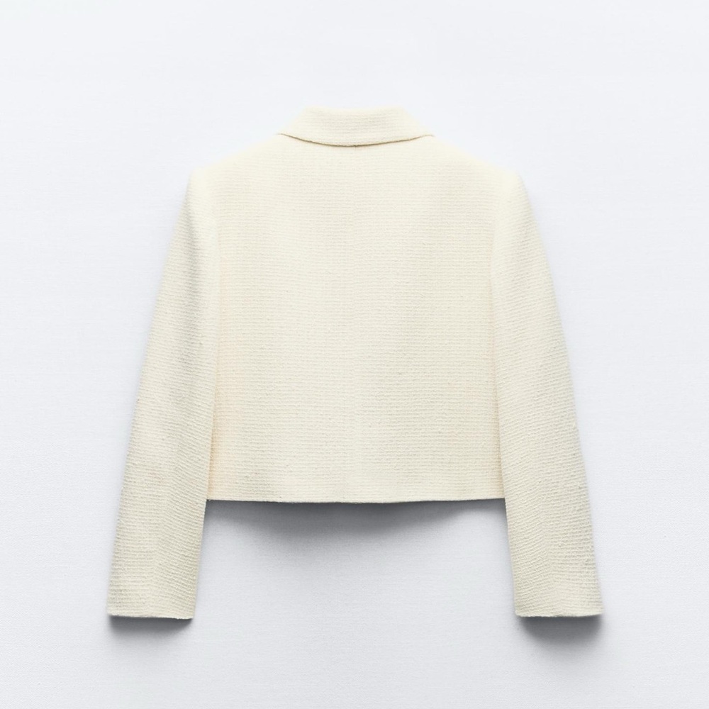 ZARA TEXTURED SHORT BLAZER🩵 - Picture 4 of 4